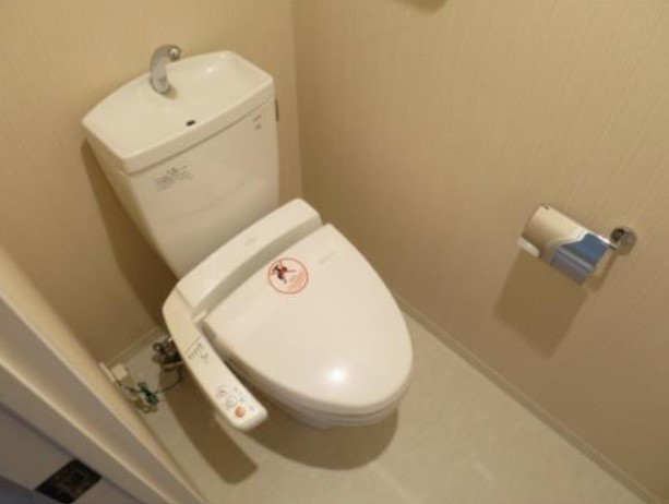トイレ　温水便座付トイレ