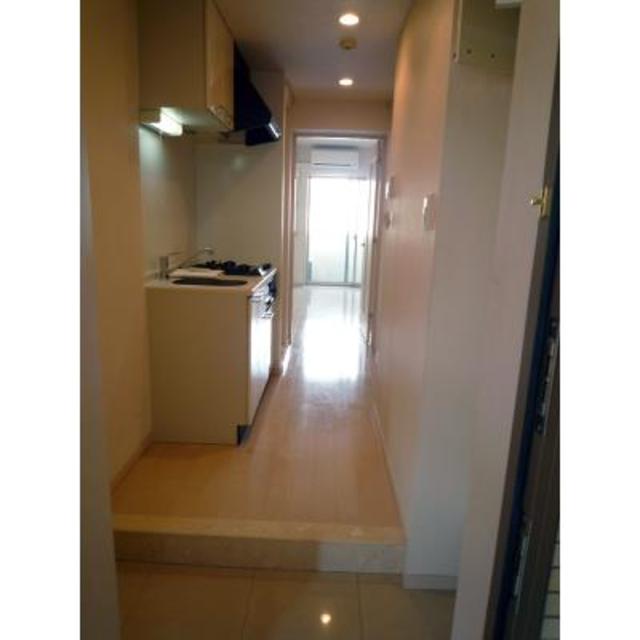 玄関　※写真は同タイプ住戸です。