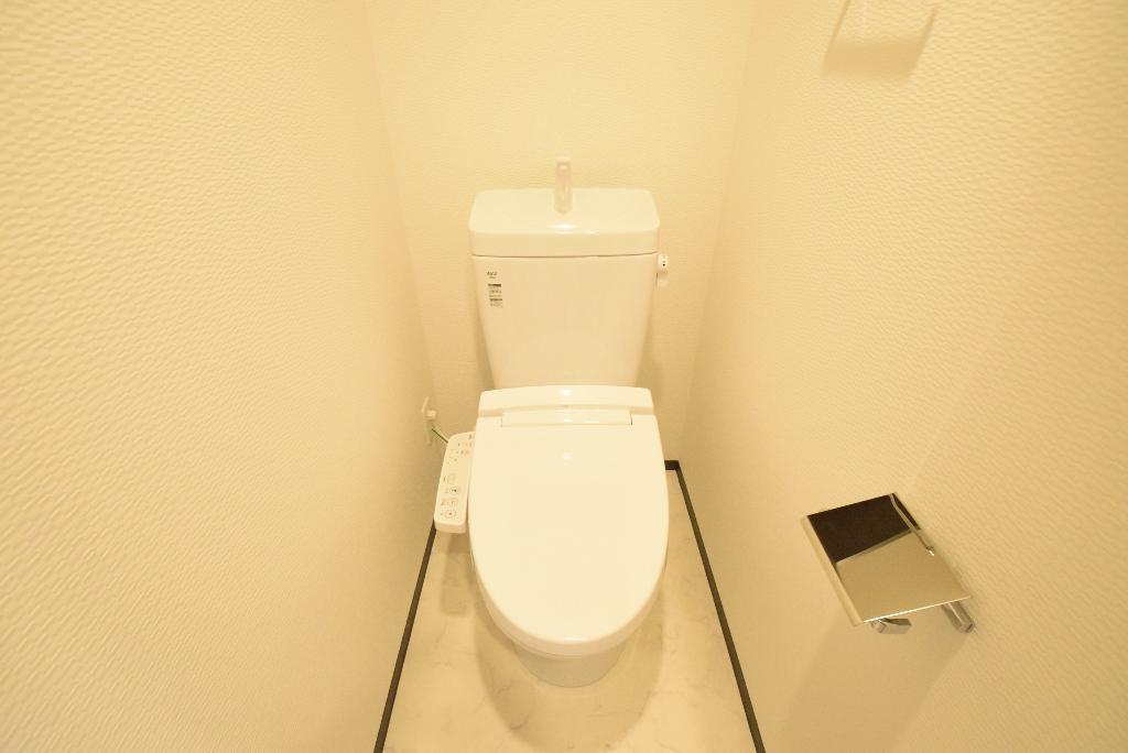 トイレ　シャワー付トイレ