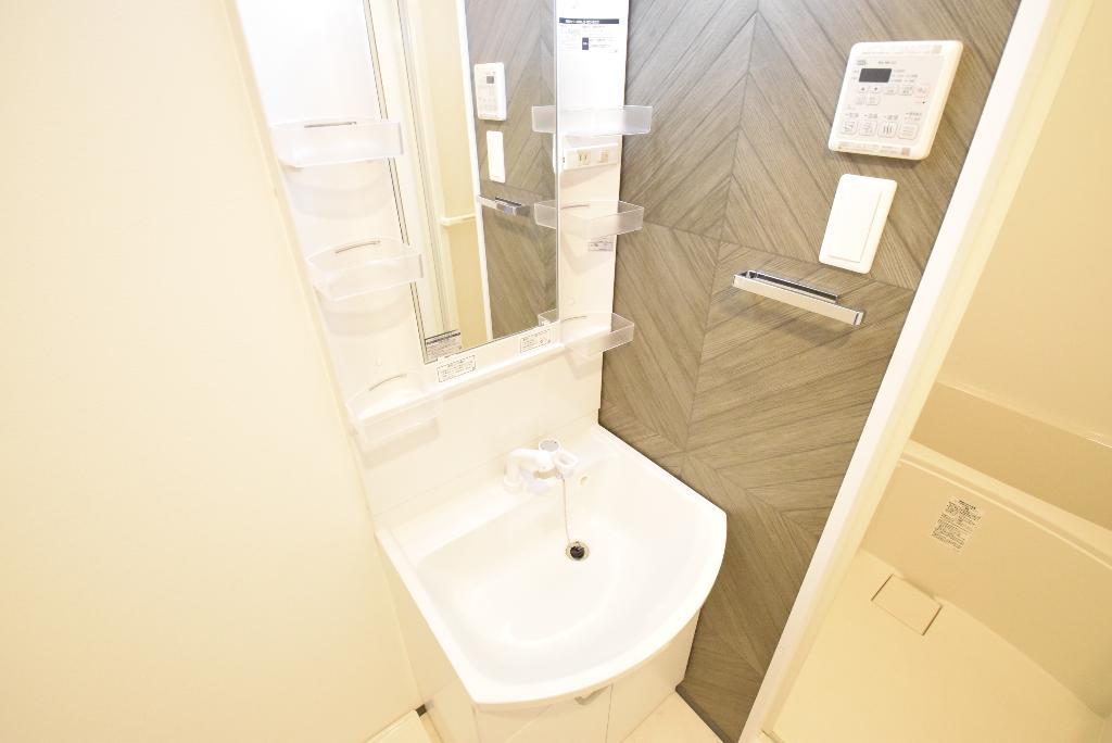 洗面設備　洗髪洗面化粧台