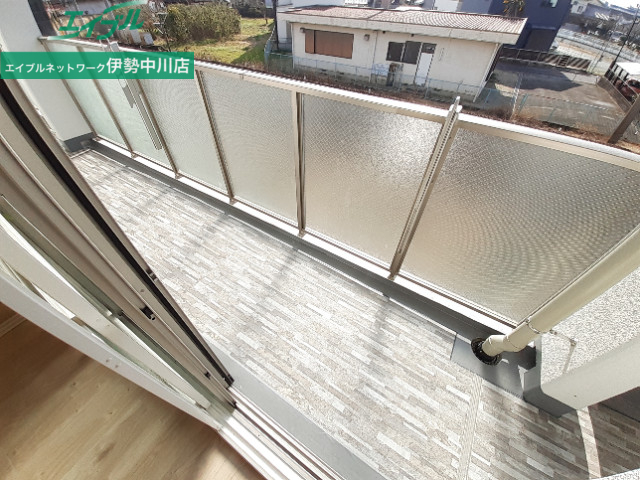 バルコニー　同型参考写真