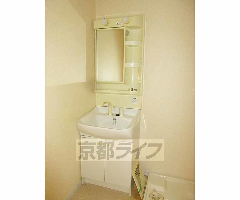 洗面設備　独立洗面台です！