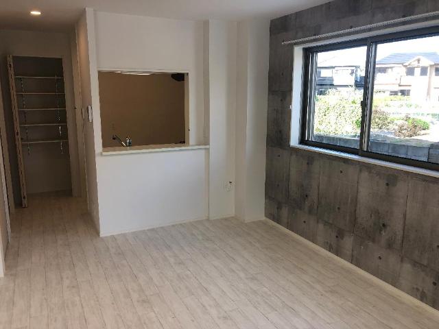 居室・リビング　リビング