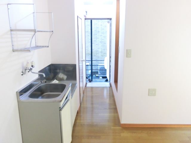 玄関　居室から見た玄関です