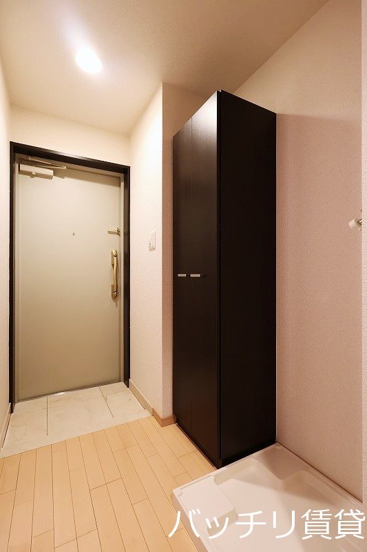 玄関　別部屋写真の為、現状を優先いたします。