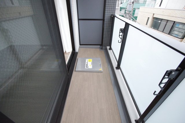 バルコニー　※別部屋の参考写真です。