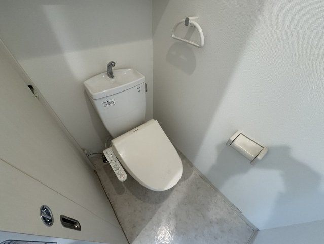 トイレ　参考写真