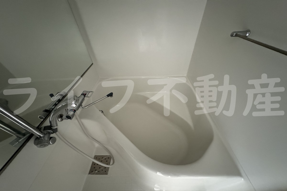 バス・シャワールーム　ゆったり過ごせるお風呂です