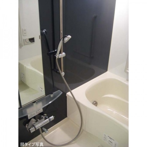 バス・シャワールーム　別部屋参考画像