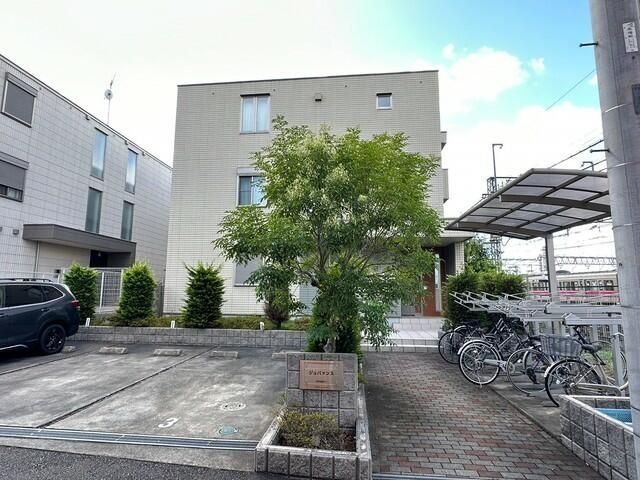 エントランス　★お部屋探しは株式会社タウンハウジング東京まで★