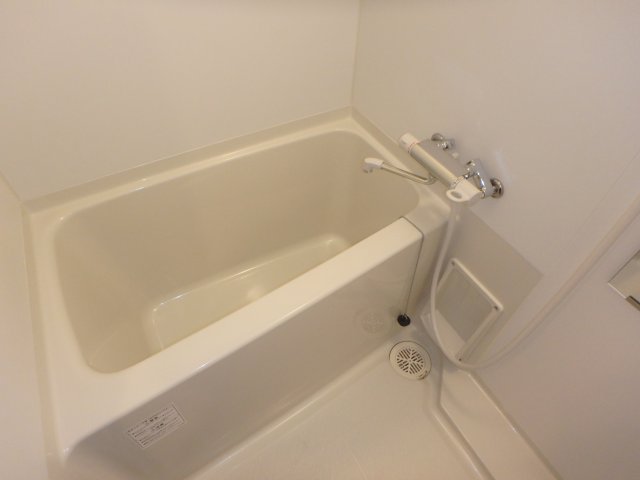 バス・シャワールーム　他のお部屋の参考写真となります。