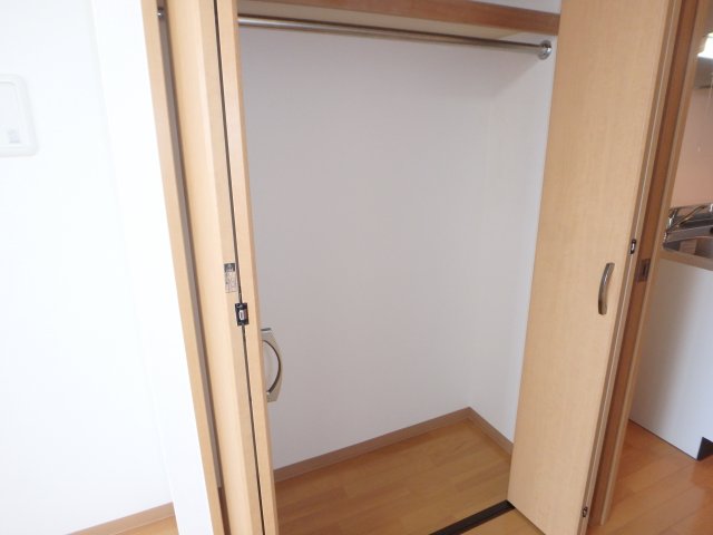 収納　他のお部屋の参考写真となります。