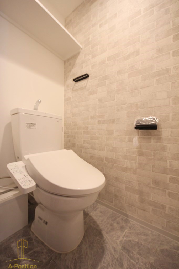 トイレ　レジュールアッシュ谷町六丁目フェリシア