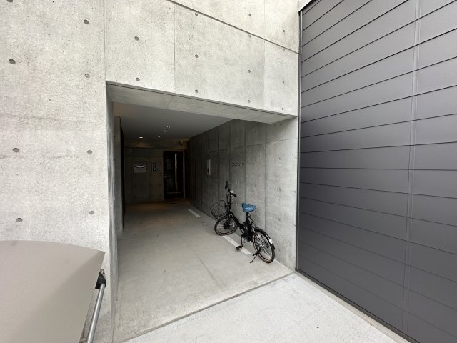 エントランス　ｂ.DOUGASHIBA　エントランス