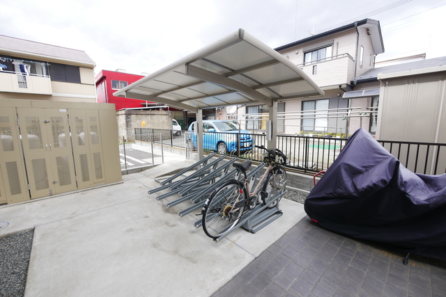 その他共有部分　★敷地内に屋根付の駐輪場がございます★