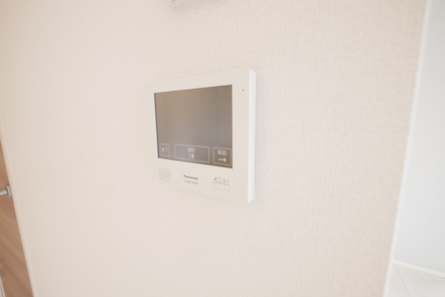 セキュリティ　★モニタ付きインターホンでセキュリティ面も安心ですね★