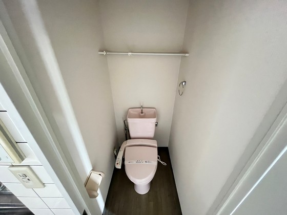 トイレ　※別部屋の写真です