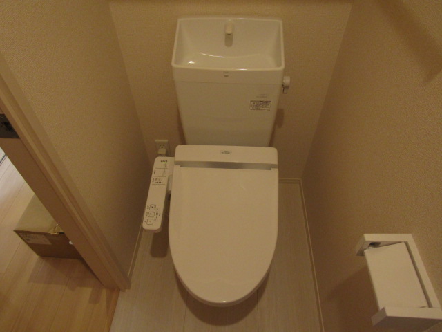 トイレ　同物件のほかの部屋の写真です☆