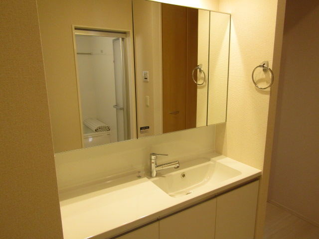 洗面設備　同物件のほかの部屋の写真です☆