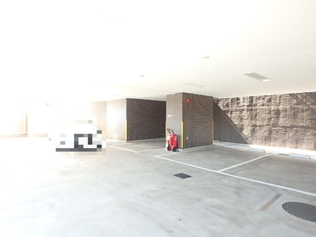 駐車場　駐車場（有料・要空き確認）