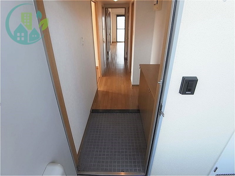 玄関　ラシュレ・ウエスト六甲（ネット無料）