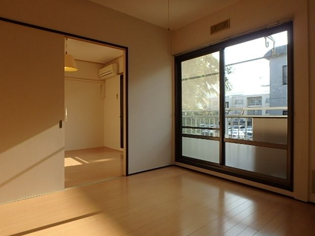 居室・リビング　★洋室★