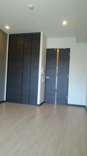 居室・リビング　室内