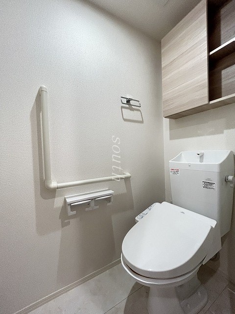 トイレ　ウォシュレット付きトイレ