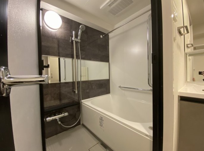 バス・シャワールーム　風呂