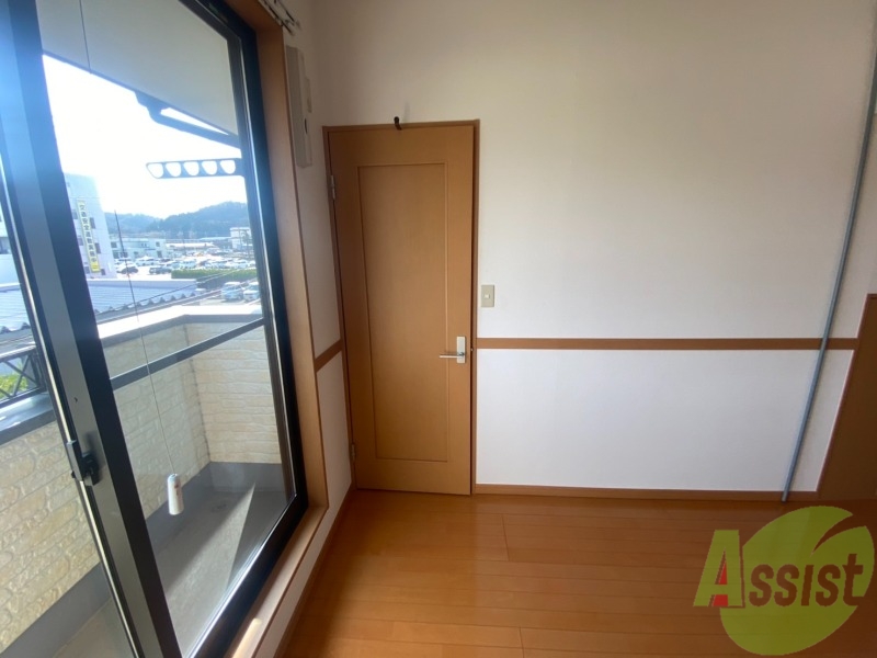 収納　クローゼット。荷物がたくさんあっても問題ないですね。