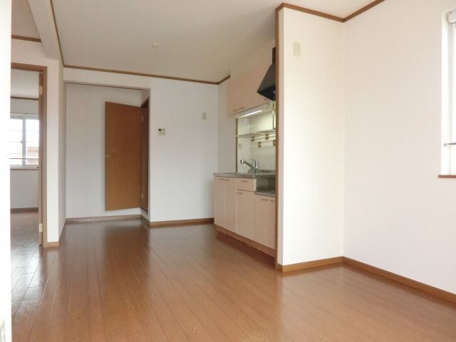 居室・リビング　風通しの良いリビングです。