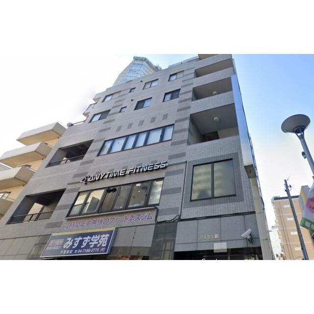 建物外観　落ち着いた雰囲気の外観です