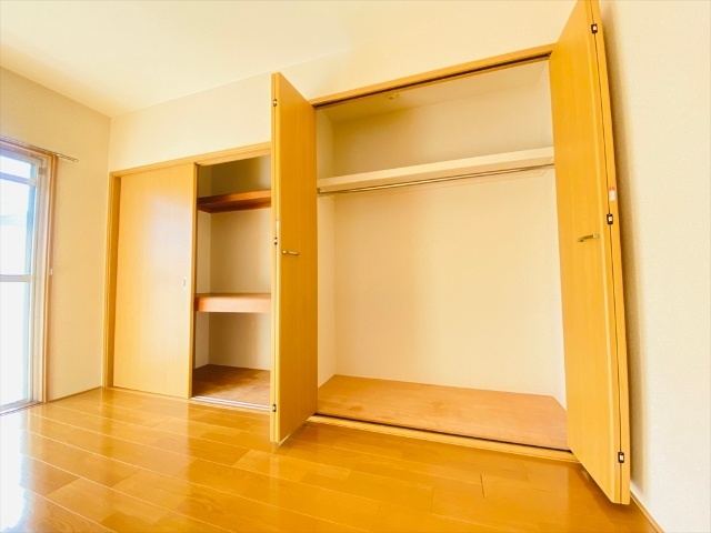 収納　同一建物２０２号室の内装写真掲載