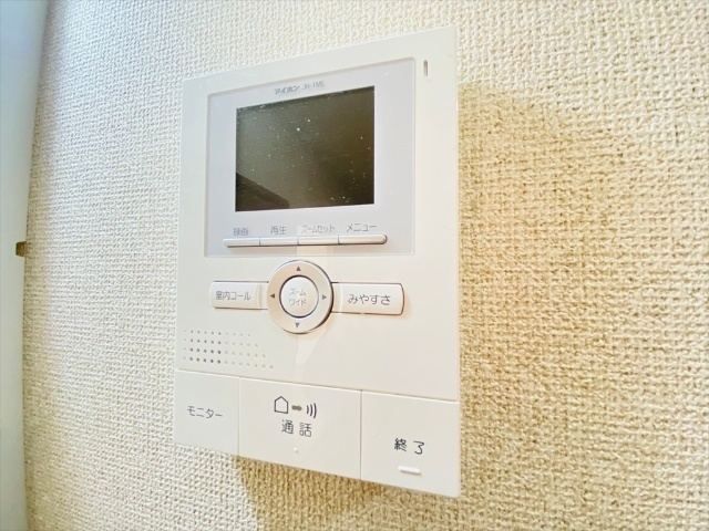 セキュリティ　同一建物２０２号室の内装写真掲載