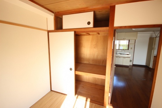 収納　※別号室の写真です