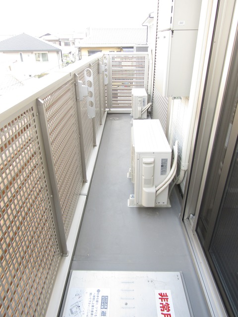 バルコニー　同ハウスメーカー施工例