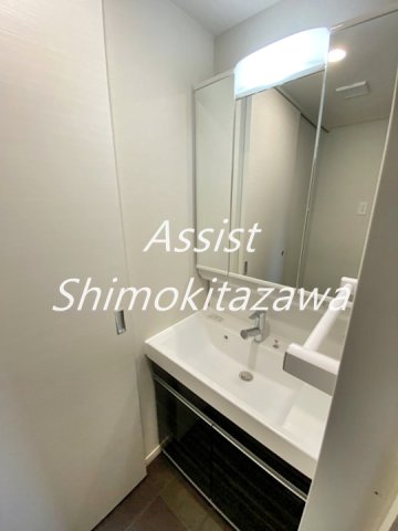 洗面設備　※同物件参考写真です