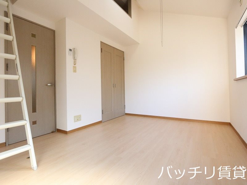 居室・リビング　同型タイプの為、現状を優先いたします