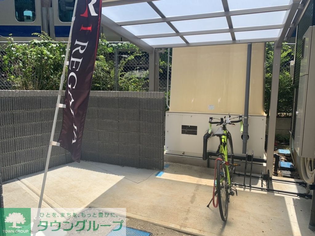 駐車場　駐車場