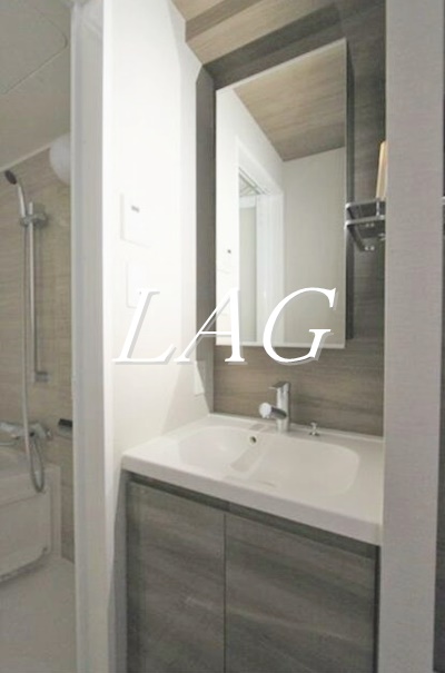 洗面設備　独立洗面台です。