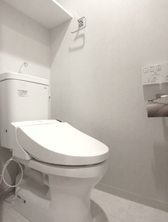 トイレ　トイレ