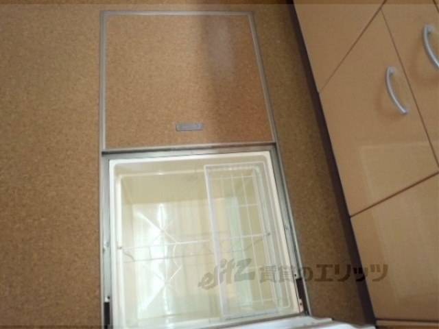 収納　床下収納