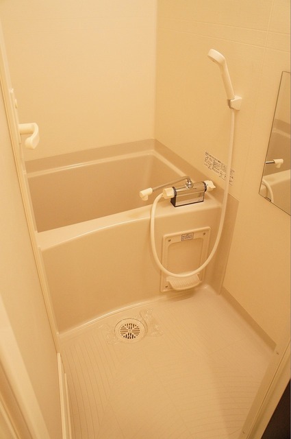 バス・シャワールーム　キレイナお風呂です