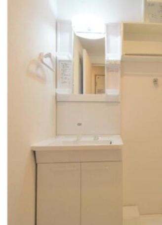 洗面設備　独立洗面台で身支度をすべて済ませてしまいましょう