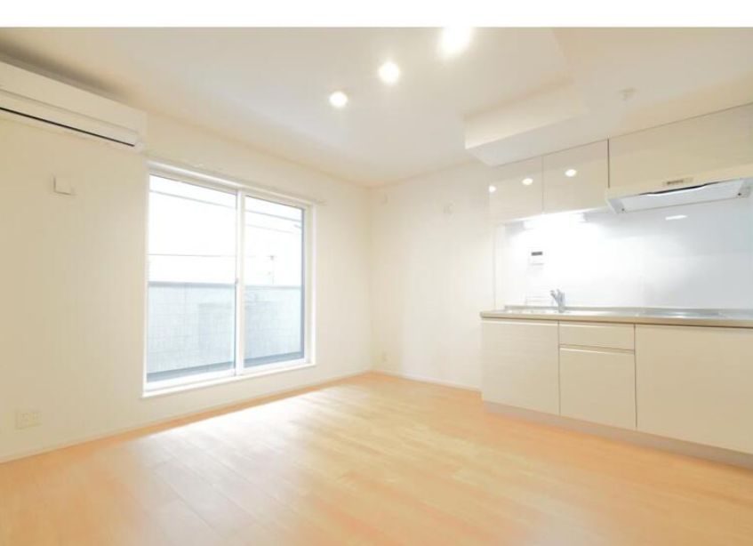 居室・リビング　ゆったり過ごせる居間です