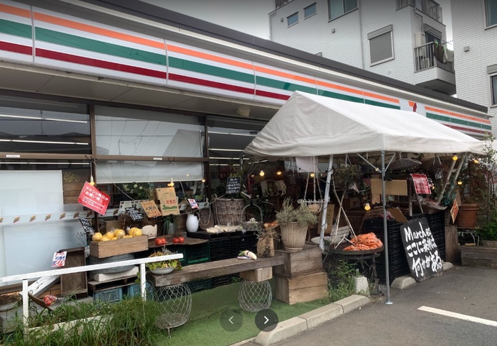 コンビニ　セブンイレブン弦巻一丁目店（コンビニ）まで443m