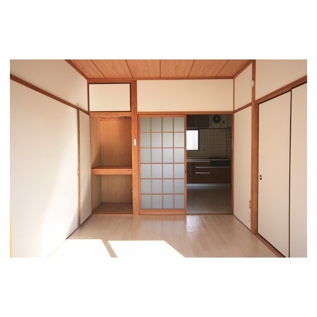 収納　洋室１