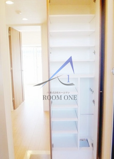 玄関　玄関です。