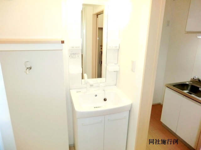 洗面設備　洗髪洗面化粧台付き♪