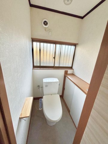 トイレ　新品トイレ便器　新品温水洗浄便座